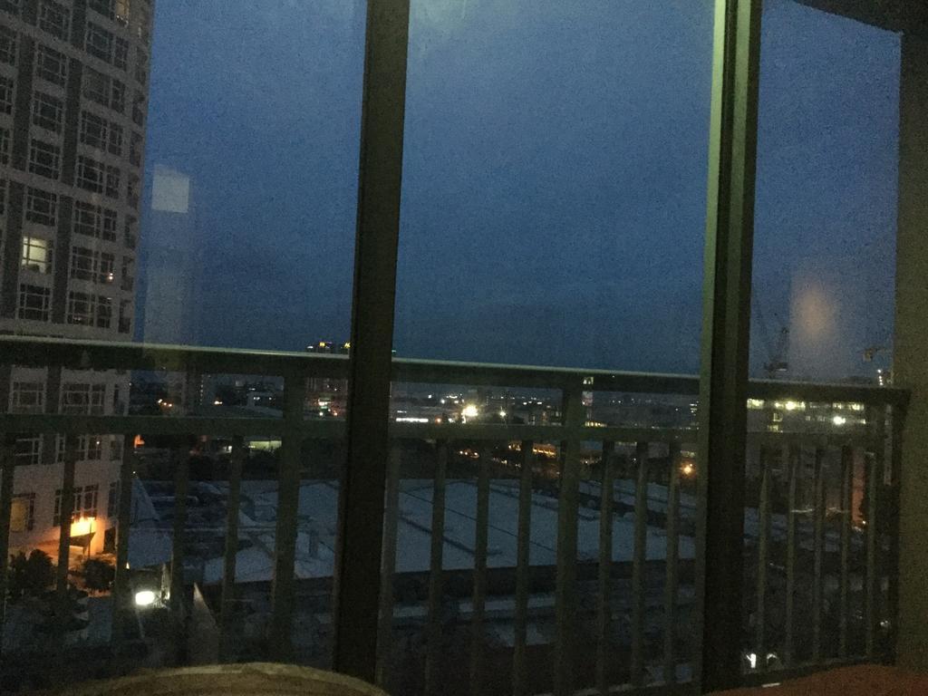 Ortigas 2 Bedroom Corner Unit With 2 Queen Across Shangrila 马尼拉 外观 照片