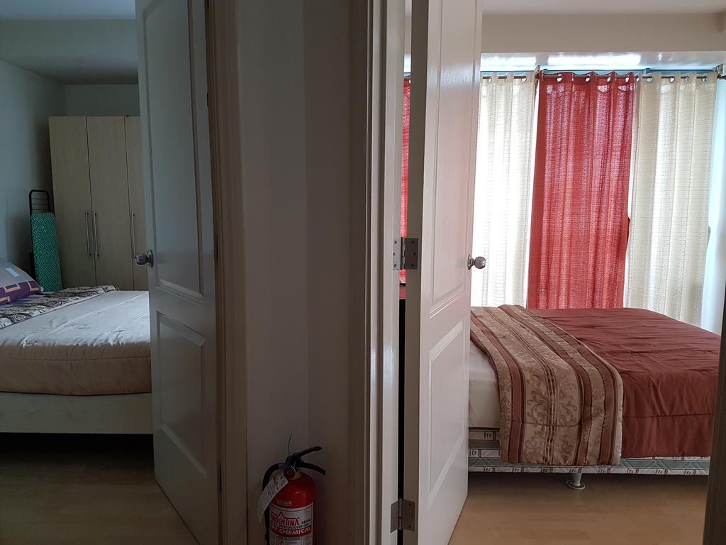 Ortigas 2 Bedroom Corner Unit With 2 Queen Across Shangrila 马尼拉 外观 照片