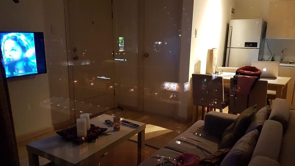 Ortigas 2 Bedroom Corner Unit With 2 Queen Across Shangrila 马尼拉 外观 照片
